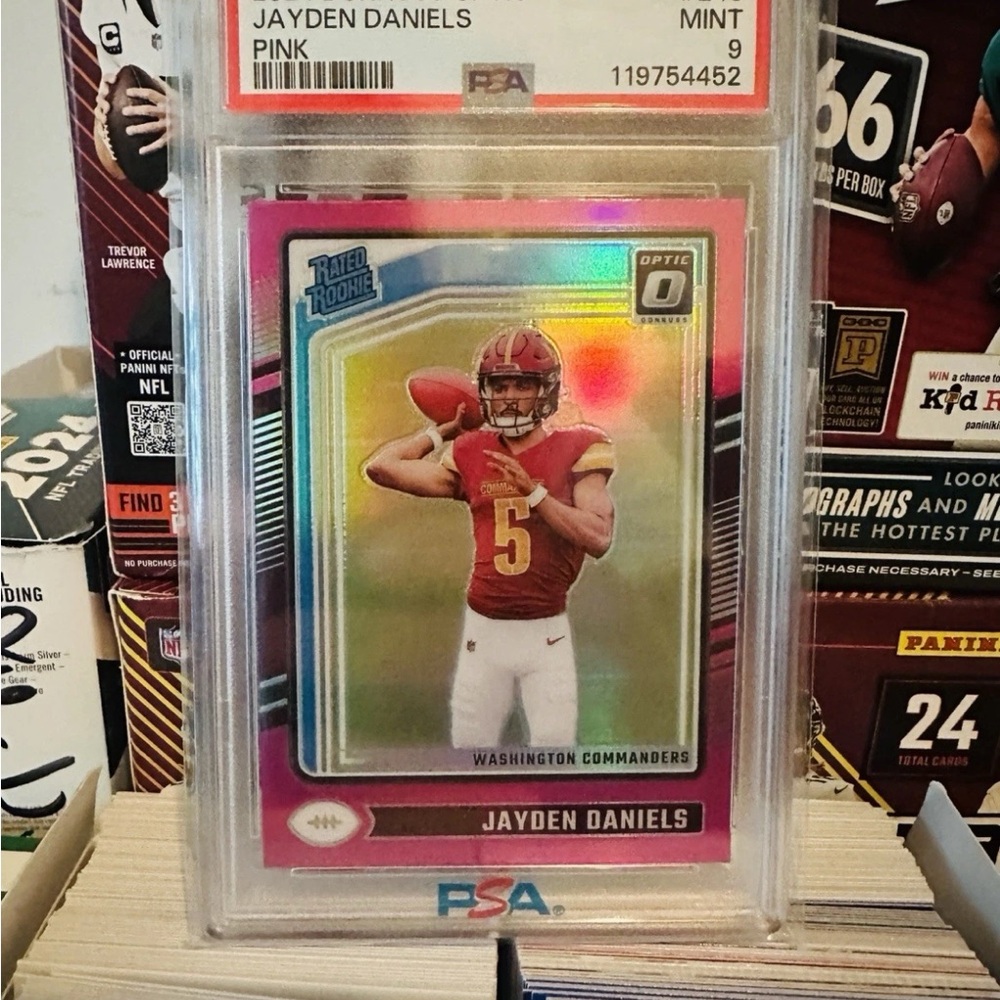 2024 Donruss Optic Jayden Daniels PSA 9 Preview Pink Prizm #389 RC Rated Rookie